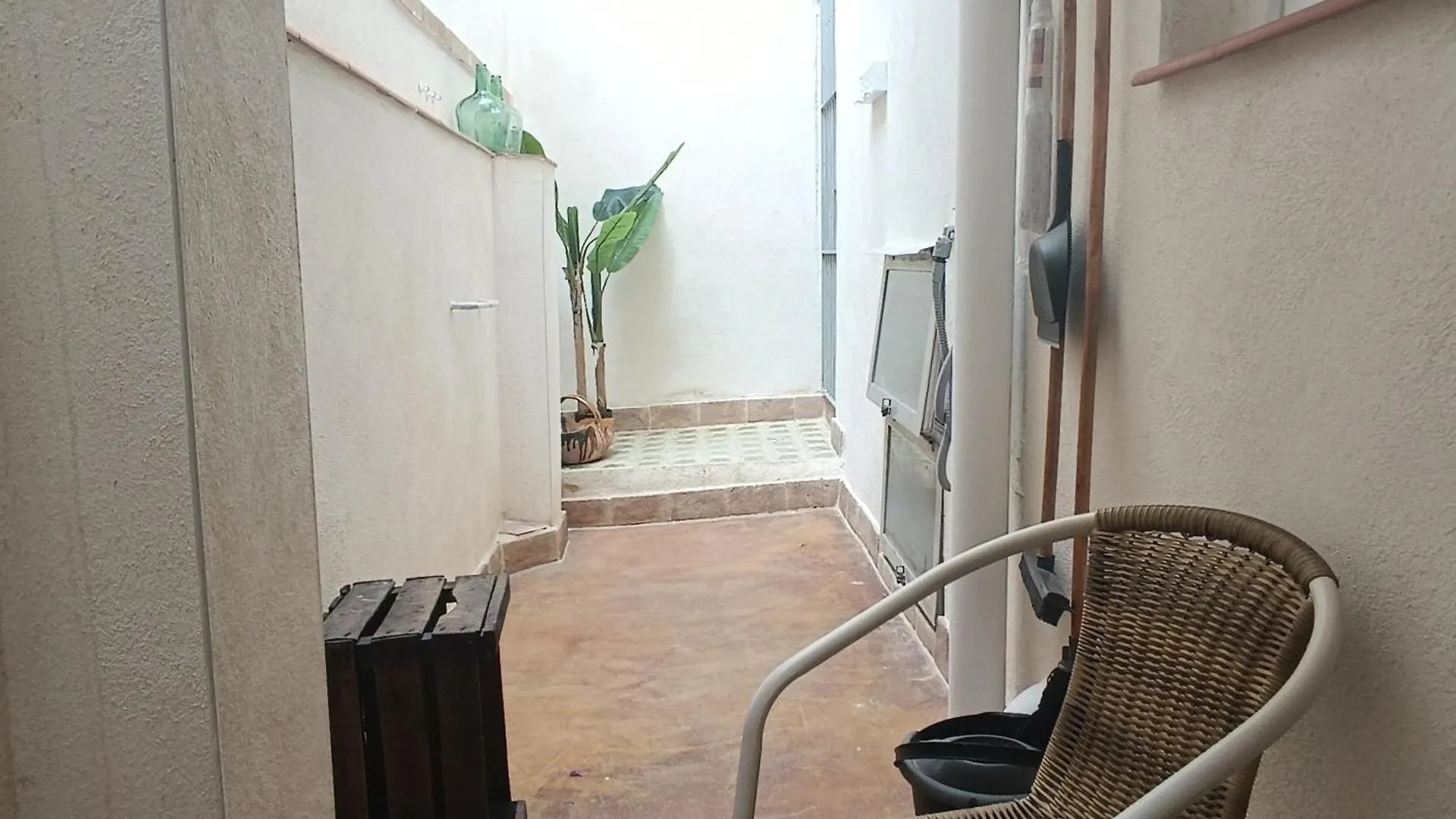Petra Apartments -Old City With Terrace And Barbecue- Tarragona 0*,  Španělsko
