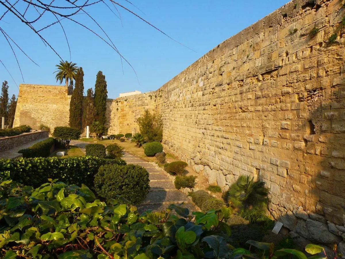 Petra Apartments -Old City With Terrace And Barbecue- Tarragona