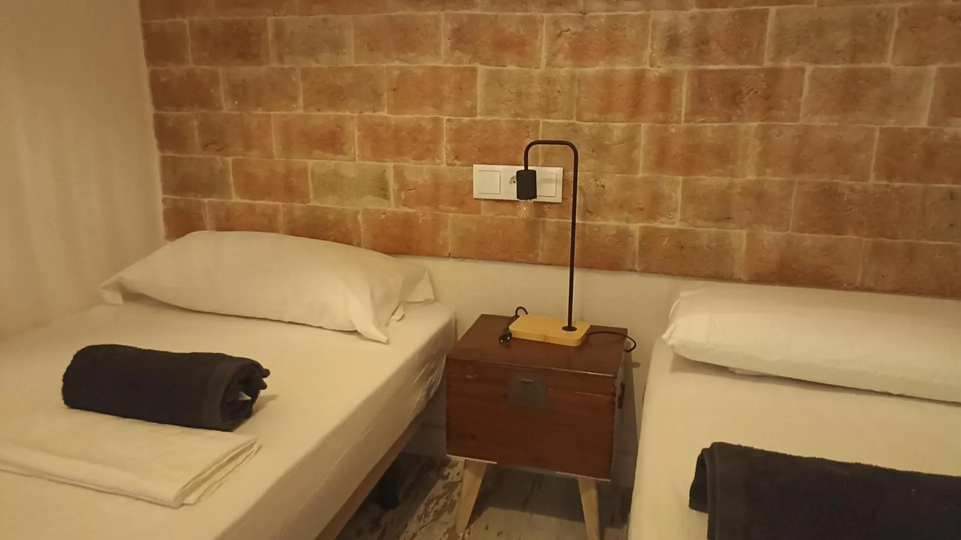 Petra Apartments -Old City With Terrace And Barbecue- Tarragona